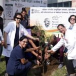 एम्स, ऋषिकेश के तत्वावधान में “एक पेड़ मां के नाम” थीम पर एक सार्थक पौधरोपण अभियान का आयोजन