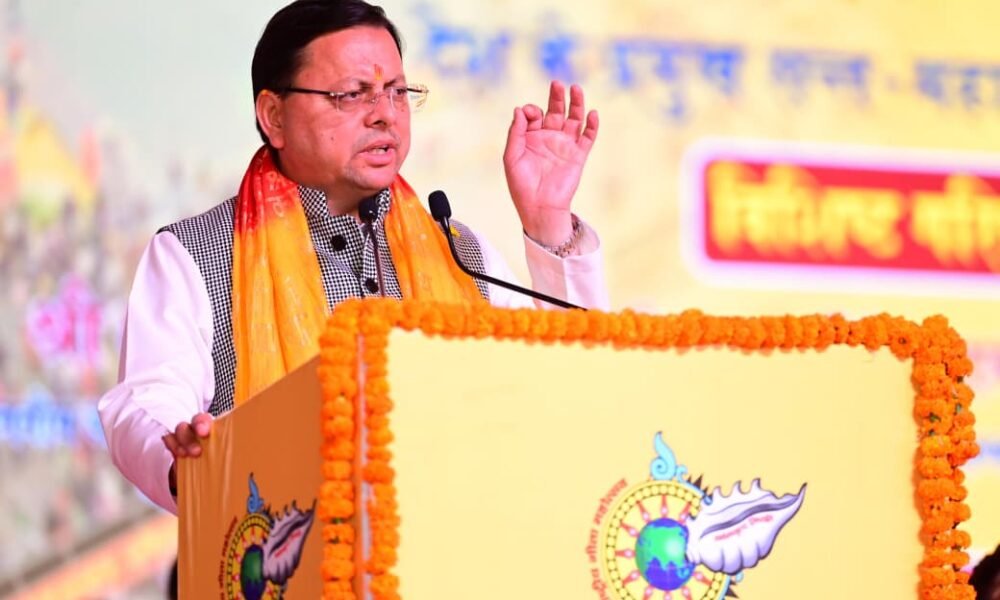 मुख्यमंत्री पुष्कर सिंह धामी ने शनिवार को कुरुक्षेत्र, हरियाणा में अन्तर्राष्ट्रीय गीता महोत्सव में प्रतिभाग किया